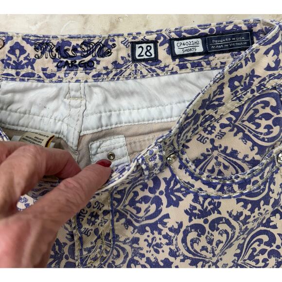 Miss Me Shorts 28 Purple & White Patterned Embellished Rhinestone Fleur de Lis - Picture 6 of 8